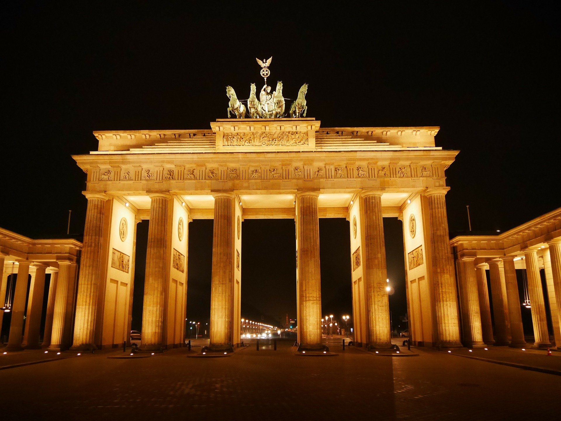 logistikdienstleister standort berlin